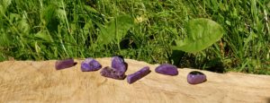 Čištění a nabíjení kamenů – Čaroit